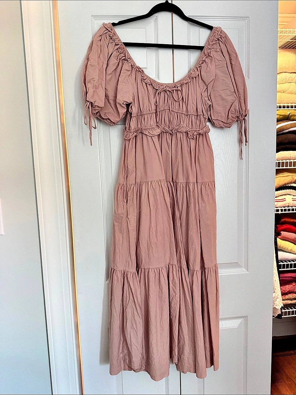 En Saison Tiered Maxi Dress in Pink Size Small Like New